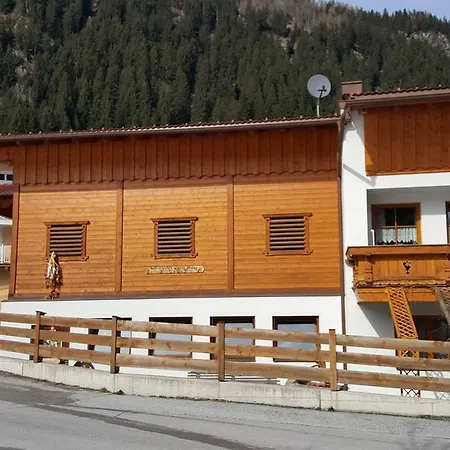 Penzion Saegehof Neustift im Stubaital