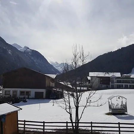 Saegehof Penzion Neustift im Stubaital